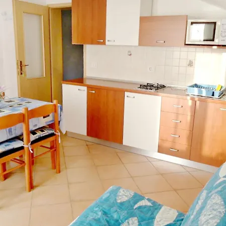 With Terrace And Garden Access * Zambratija