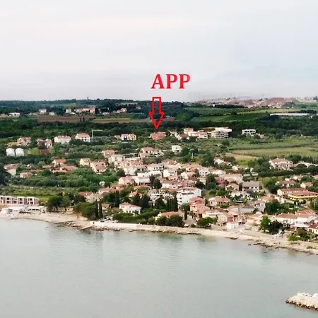 With Terrace And Garden Access * Zambratija (Istria)